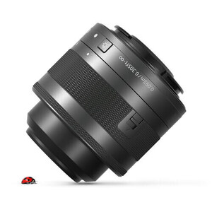Canon EF-M 28mm f/3.5 Macro IS STM Lens - Thumbnail