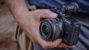 Canon EOS M6 Mark II Videographer Kit - Thumbnail