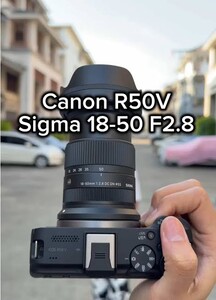 Canon EOS R50 V + Sigma 18-50mm f2.8 FotoVlog Kit 2 - Thumbnail