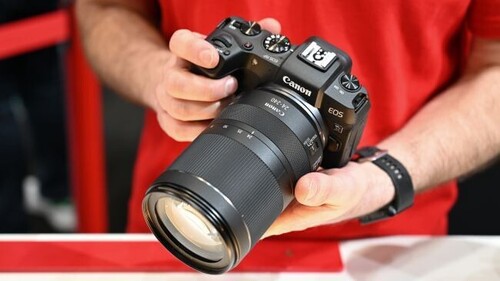Canon EOS RP 24-240mm f/4-6,3 Aynasız Dijital Fotoğraf Makinesi KİT