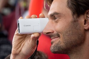 Canon - Canon PowerShot ZOOM (1)