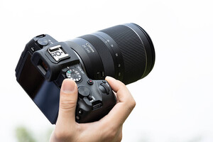 Canon RF 24-240mm f / 4-6.3 IS USM Lens - Thumbnail