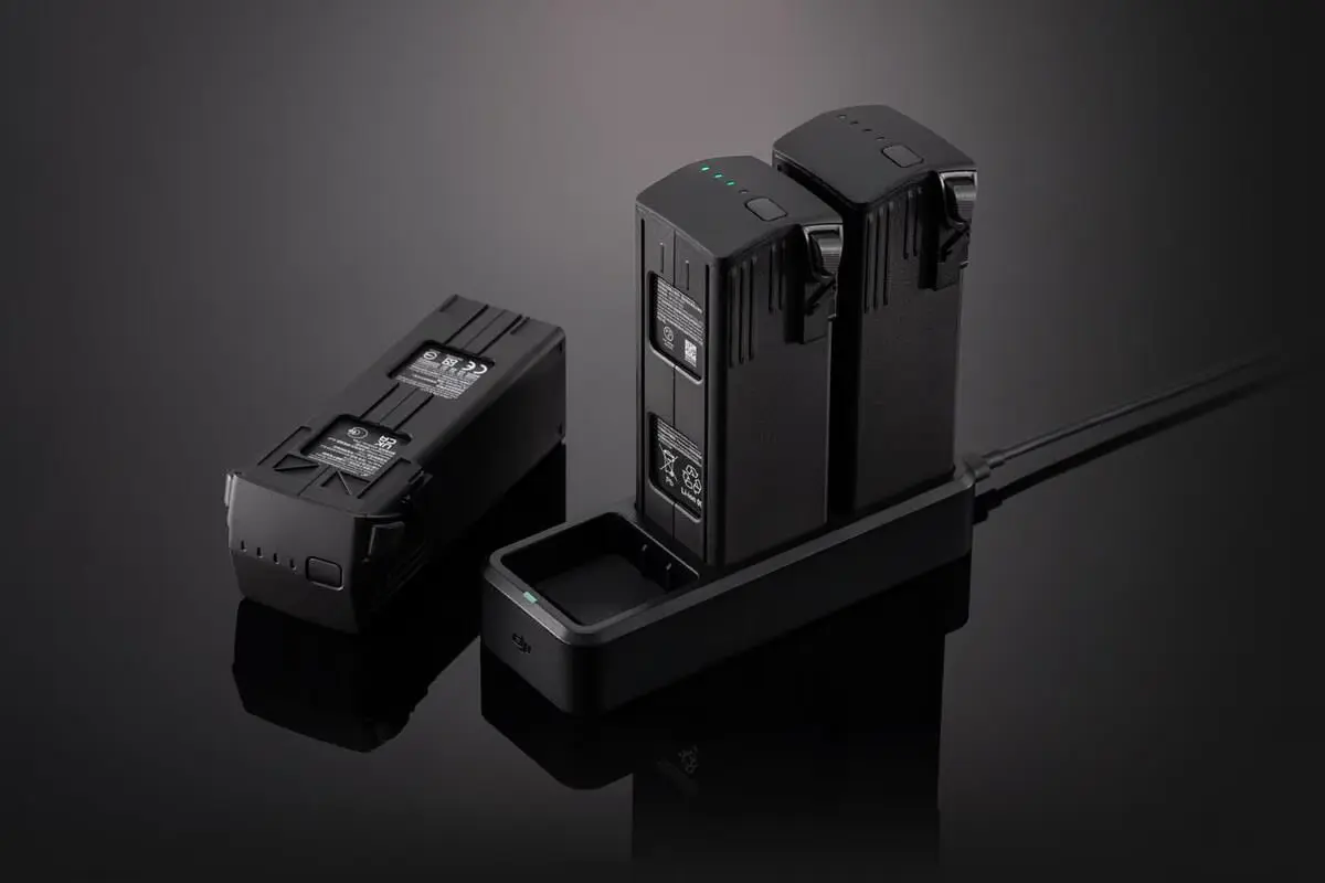 DJI Mavic 3 100W Battery Charging Hub - Thumbnail