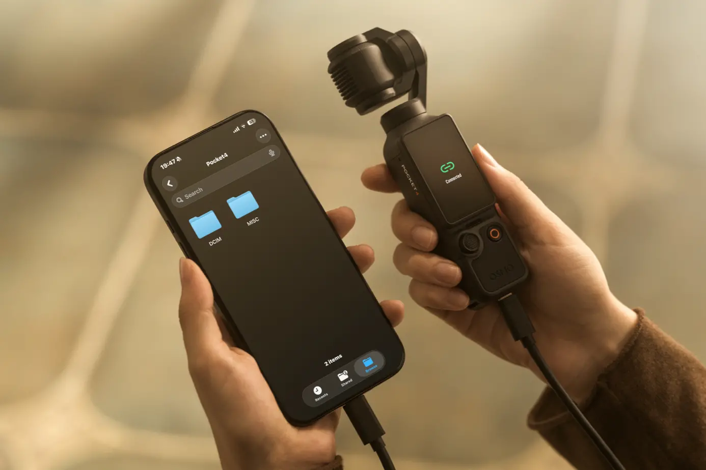 DJI Osmo Pocket 4 Creator Combo