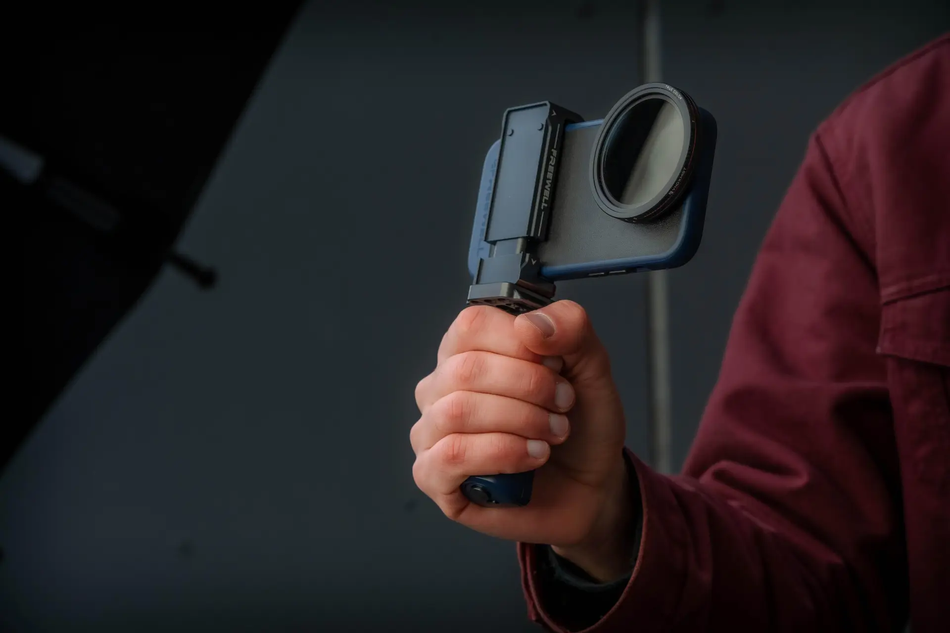 Freewell - Freewell Versatile Bluetooth Smartphone Selfie Grip (1)