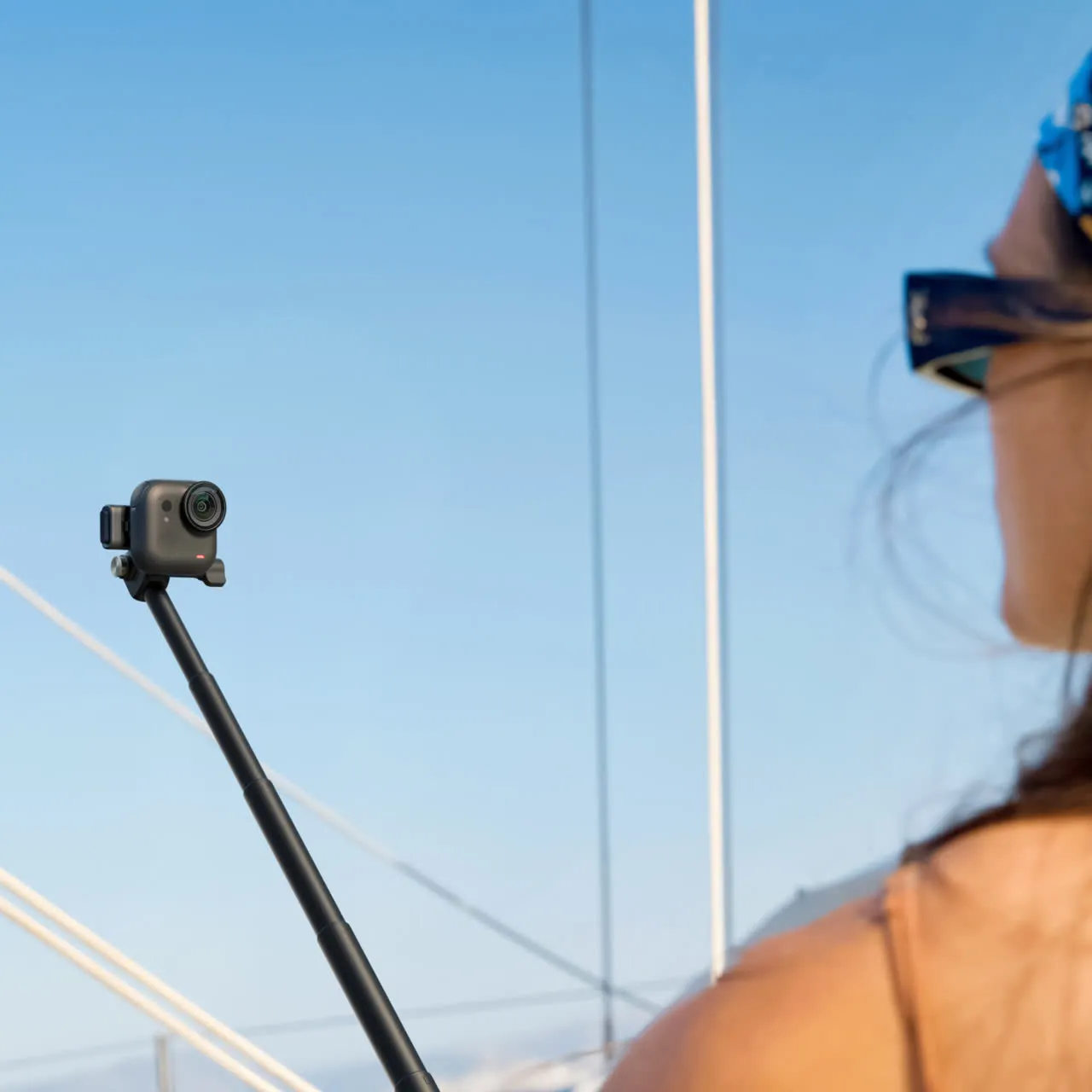 Insta360 Mini 2-in-1 Tripod 2.0 Remote Kit - Thumbnail