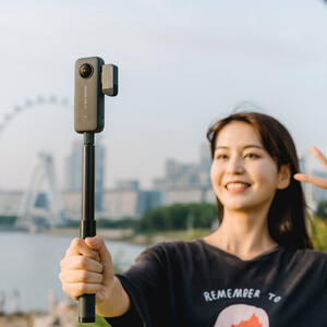 Insta360 Quick Reader (Vertical Version) (ONE X2,ONE RS 1-Inch 360 Edition) - Thumbnail