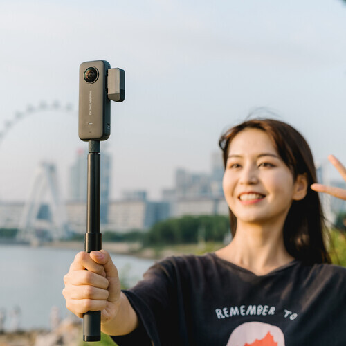 Insta360 Quick Reader (Vertical Version) (ONE X2,ONE RS 1-Inch 360 Edition)