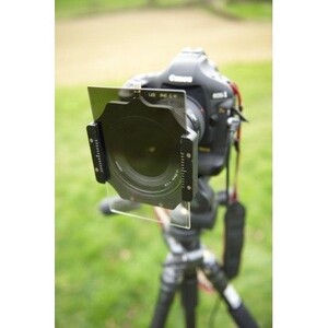 Lee Filter - LEE Filters 100 x 150mm Graduated Neutral Density (ND) 0.9 Filter - Hard