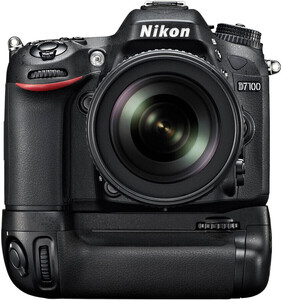 Nikon - Nikon MB-D15 Orijinal Battery Grip (1)