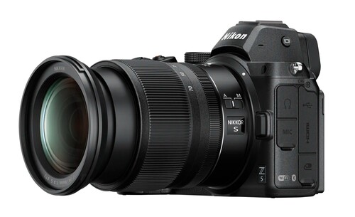 Nikon Z5 + NIKKOR Z 24-70mm F/4 Lens Kit ( 27500 TL Para İadesi )