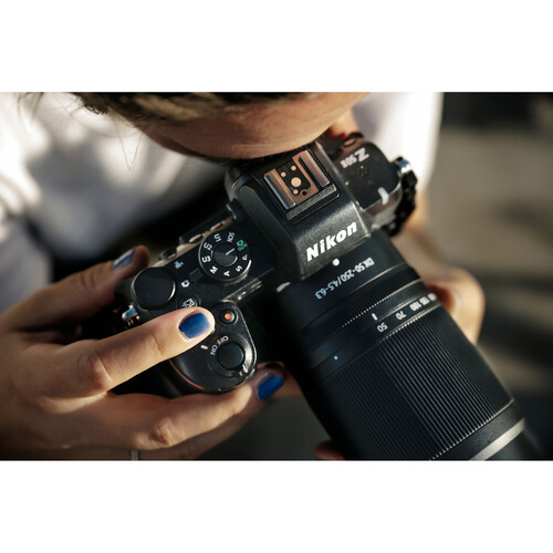 Nikon Z50 II 16-50mm + 50-250mm VR Lens Aynasız Fotoğraf Makinesi