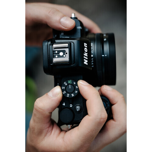 Nikon Z50 II + 16-50mm f/3.5-6.3 VR Lens Aynasız Fotoğraf Makinesi