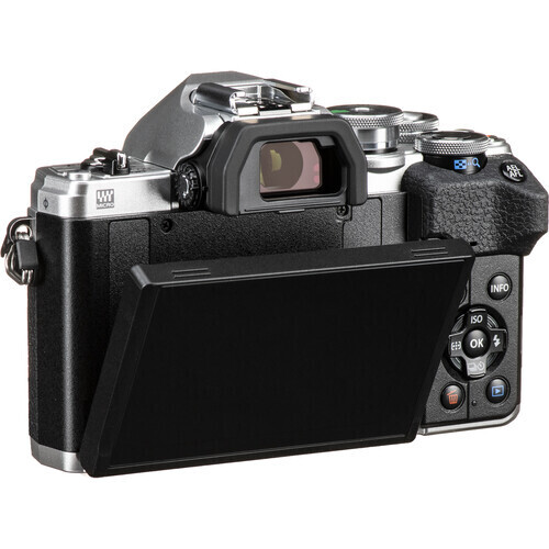 Olympus OM-D E-M10 Mark IV 14-42mm Lens Kit (Gümüş)