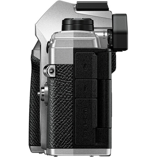 OM SYSTEM OM-5 Gümüş Aynasız Fotograf Makinesi