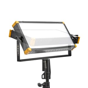 Orka Lighting - Orka Lighting 3200 Kelvin Studio XL Manual OR-4010 (1)