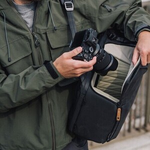 PGYTECH OneGo 2 BackPack 25L (Matte Black) | Kamera & Laptop Taşıma Çantası - Thumbnail