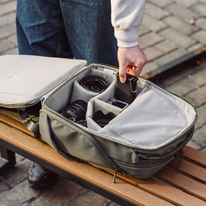PGYTECH OneGo Lite Backpack 16L (Matte Black) | Kompakt Kamera & Laptop Sırt Çantası - Thumbnail