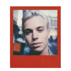Polaroid - Polaroid 600 Color Film - Color Frames