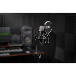 Rode NT1 Signature Series Stüdyo Condenser Mikrofon (Siyah) - Thumbnail