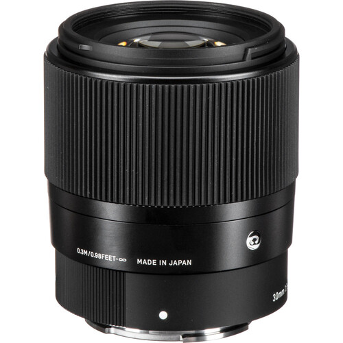 Sigma 30mm f/1.4 DC DN Lens (Sony E)