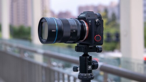 Sirui 35mm f/1.8 Anamorphic Lens (Sony E)