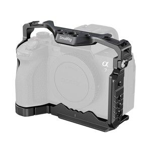 SmallRig - SmallRig 5583 Sony Alpha 7R V / 7 IV / 7S III / 1 / 7R IV / 7 V için Airtag Yuvalı Kafes