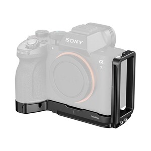SMALLRİG - SmallRig 6034 Sony Alpha 7 V / 7R V / 7 IV için AirTag Yuvalı L Şekilli Montaj Plakası