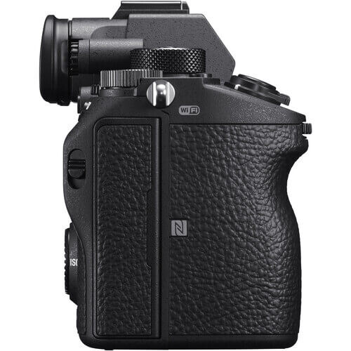 Sony A7R IIIA FE 24-70mm F/2.8GM Aynasız Fotoğraf Makinesi