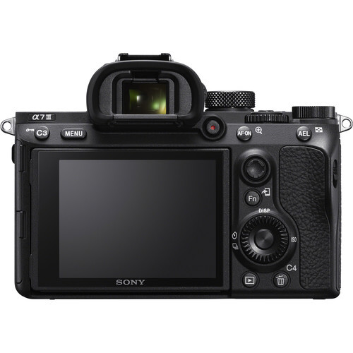 Sony Alpha A7 III + Tamron 28-75mm f/2.8 G2 Lens Kit