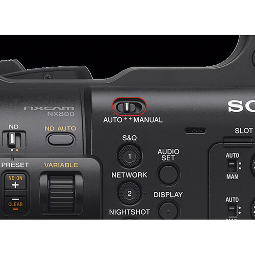 Sony HXR-NX800 Profesyonel Video Kamera
