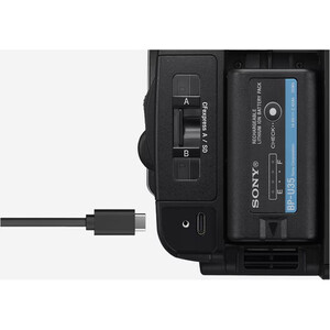 Sony PXW-Z300 3-CMOS XDCAM Profesyonel Video Kamera - Thumbnail