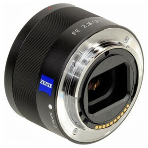 Sony Sonnar T* FE 35mm f/2.8 ZA Lens - Thumbnail