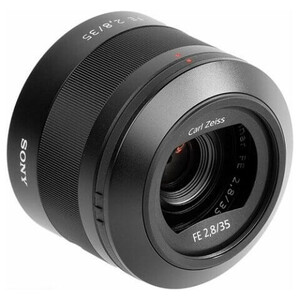 Sony Sonnar T* FE 35mm f/2.8 ZA Lens - Thumbnail