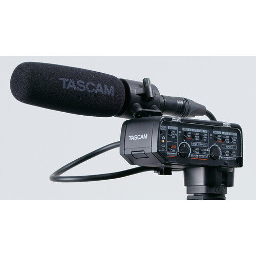 Tascam CA-XLR2D-C Kamera Üstü XLR Mikrofon Adaptörü (Canon)