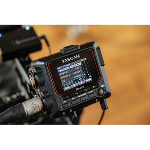 Tascam FR-AV2 32-bit Ses Kayıt Cihazı - Thumbnail