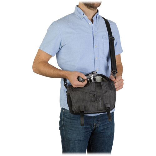 Tenba DNA 8 Messenger Bag (Graphite) Omuz Çantası