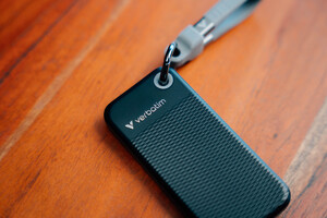 Verbatim 2TB Pocket USB 3.1Gen2 Taşınabilir SSD (Siyah / Gri) - Thumbnail