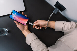 Verbatim 35W GaN Hızlı Şarj Cihazı 2 Portlu (1x USB-C PD 35W + 1x USB-A QC 3.0) - Thumbnail