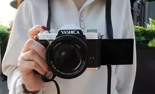 Yashica FX-D 300 Dijital Film Simülasyonlu Kamera