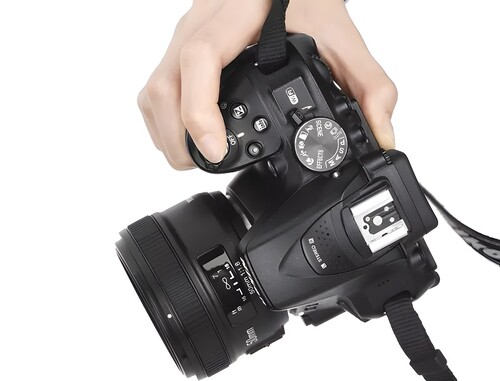 Yongnuo 35mm f/2 Full Frame Otofokus Lens (Nikon F)