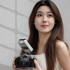 Yongnuo - Yongnuo YN6 Micro Bataryalı Sony Uyumlu Tepe Flaşı (Beyaz) (1)