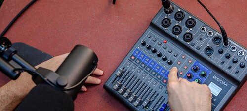 Zoom LiveTrak L-8 8-Kanal Kayıt Özellikli Dijital Mikser