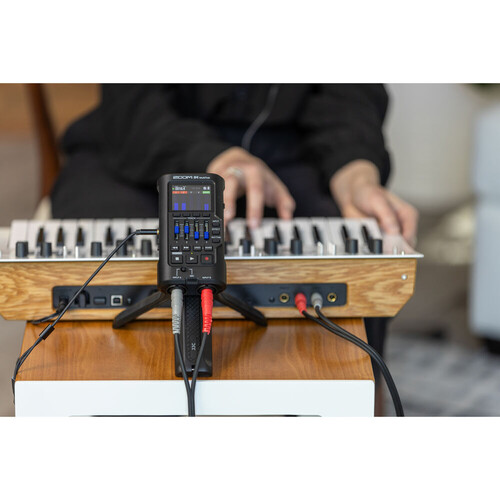 Zoom R4 MultiTrak 32-Bit Ses Kayıt Cihazı